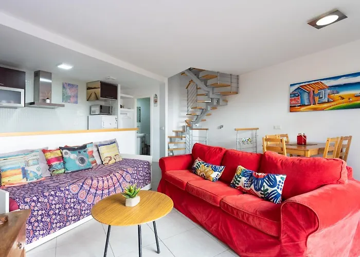 Blue Sea Apartment *